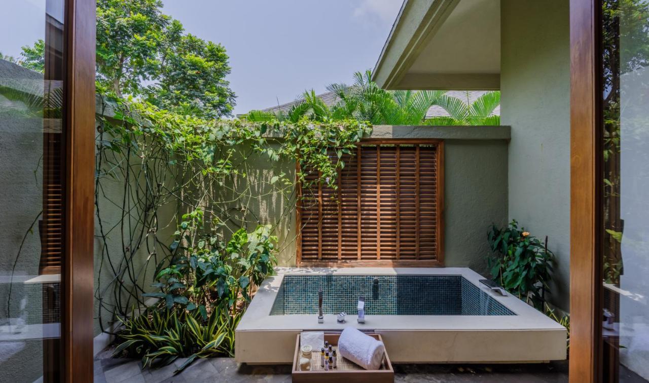 Baale Resort Goa Арпора Екстериор снимка