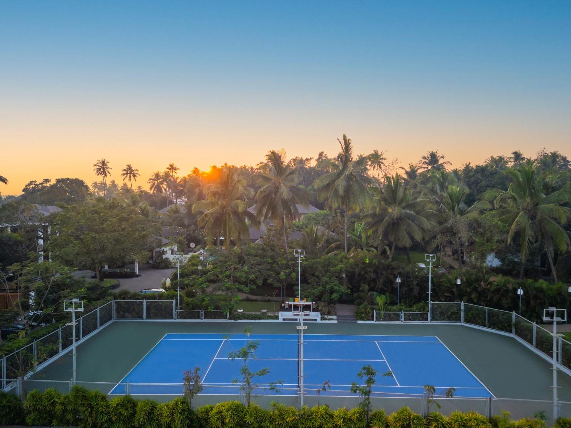 Baale Resort Goa Арпора Екстериор снимка